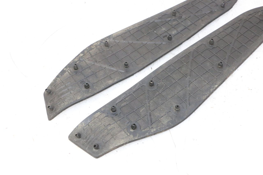 photo de FUßRAUMMATTE YAMAHA X-MAX XMAX 250 (2006 - 2009) - Detailansicht des Bauteils