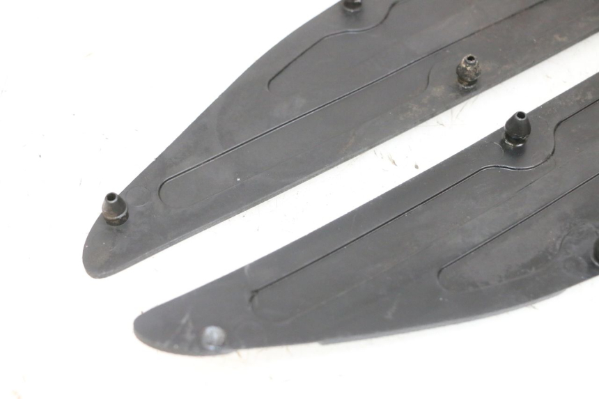 photo de FUßRAUMMATTE YAMAHA X-MAX XMAX 125 (2010 - 2013) - Detailansicht des Bauteils