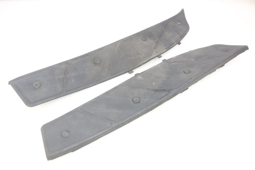 photo de FUßRAUMMATTE PIAGGIO X9 EVOLUTION 250 (2003 - 2007) - Hauptansicht