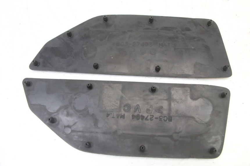 photo de TRITTBRETT VERKLEIDUNG GUMMI YAMAHA YP T-MAX TMAX 530 (2017 - 2020) - Technische Nahaufnahme