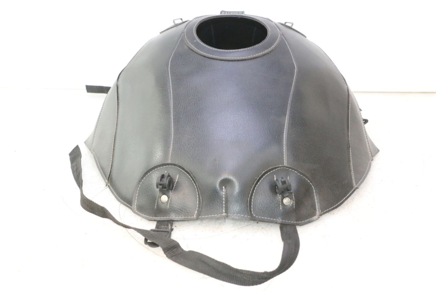 photo de TANKSCHUTZHAUBE KAWASAKI ZZR 600 (1995 - 2004) - Technische Nahaufnahme