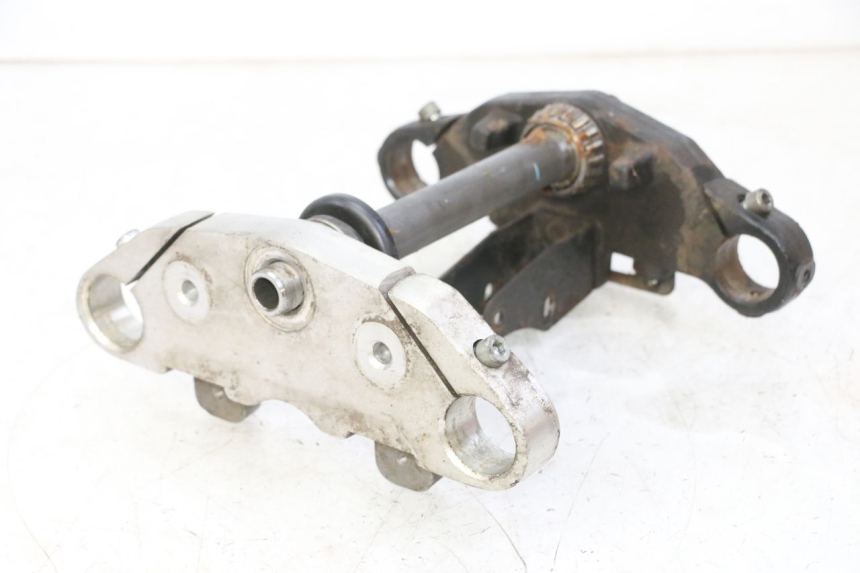 photo de GABELBRÃœCKE HYOSUNG GV AQUILA 125 (2000 - 2009) - Hauptansicht