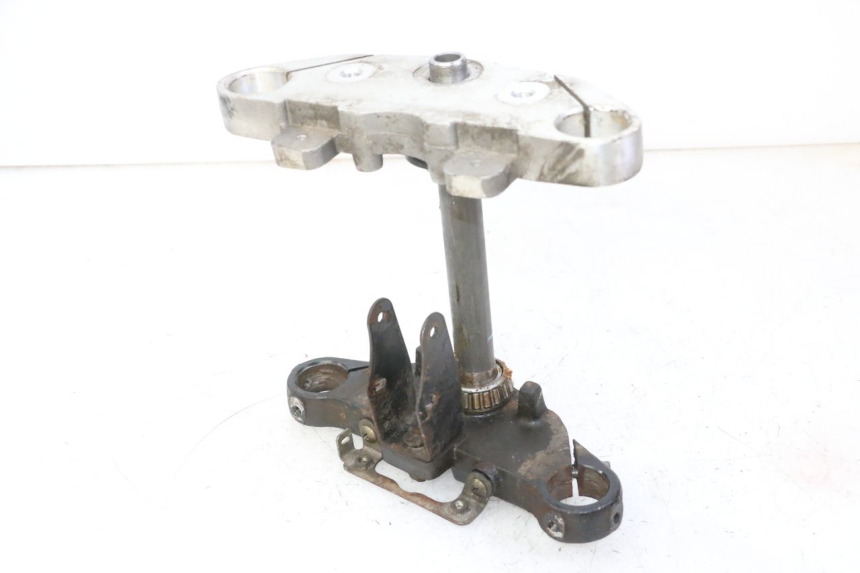 photo de GABELBRÃœCKE HYOSUNG GV AQUILA 125 (2000 - 2009) - Gesamtansicht des Produkts