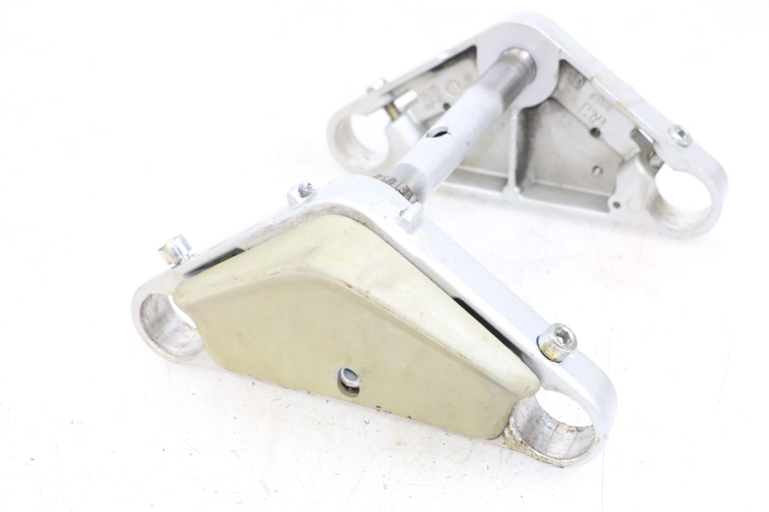 photo de GABELBRÃœCKE APRILIA CLASSIC 125 (1995 - 2001) - Details der Befestigungspunkte