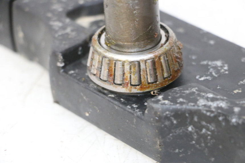 photo de GABELBRÃœCKE PROBIKE DIRT 140 - Details der Befestigungspunkte