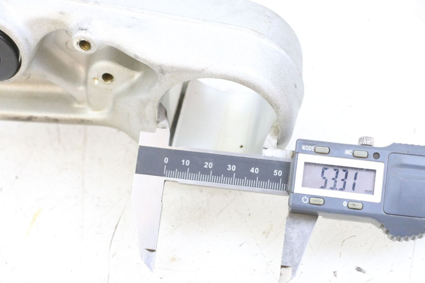 photo de GABELBRÃœCKE HUSQVARNA SVARTPILEN 401 (2018 - 2023) - Detailansicht des Bauteils