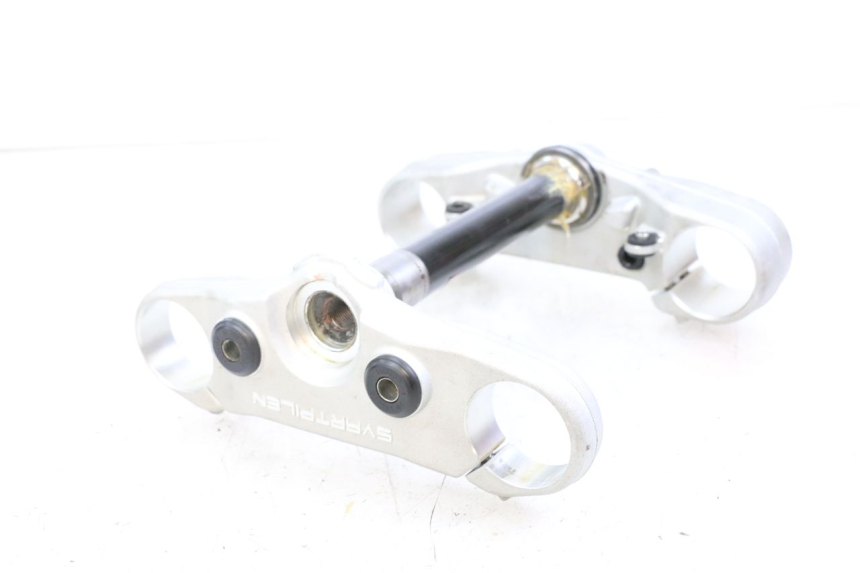 photo de GABELBRÃœCKE HUSQVARNA SVARTPILEN 401 (2018 - 2023) - Oberflächenzustand und Material