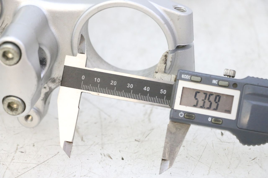 photo de GABELBRÃœCKE RIEJU MRT 50 (2018 - 2021) - Technische Nahaufnahme