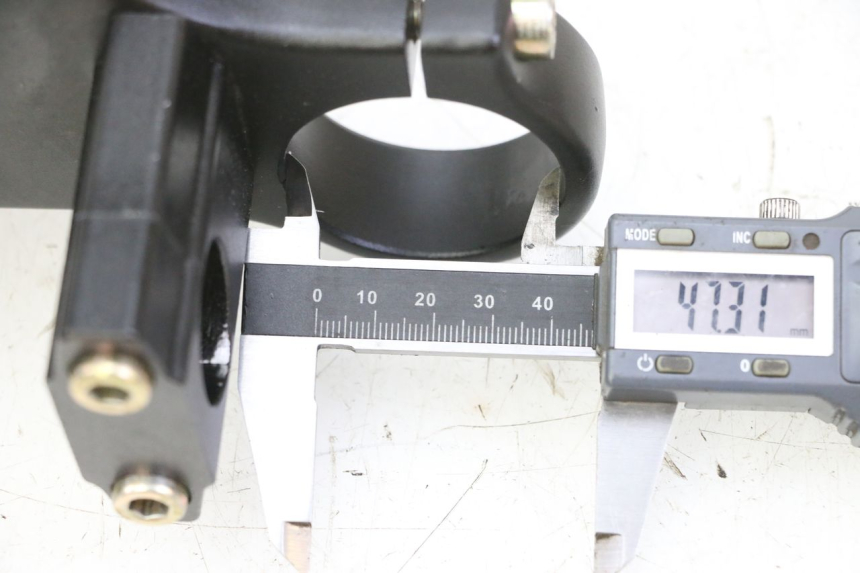 photo de GABELSCHLÜSSEL APOLLO RFZ 125 - Alternative Perspektive