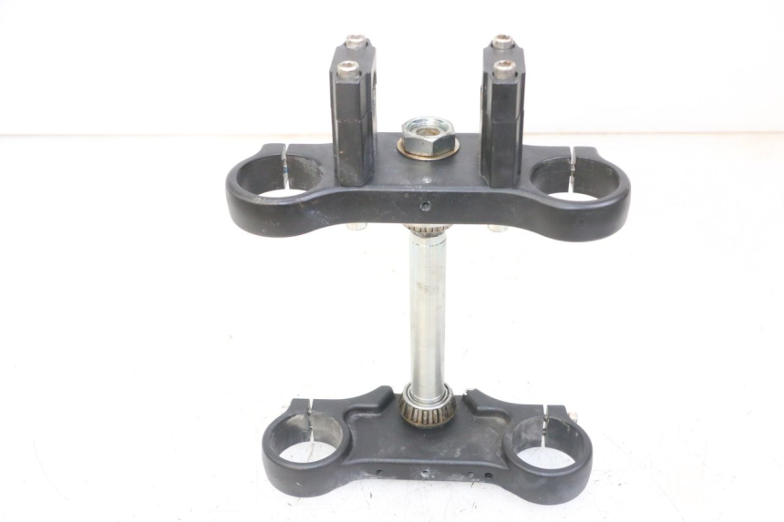 photo de GABELBRÃœCKE APOLLO RXF 125 - Details der Befestigungspunkte