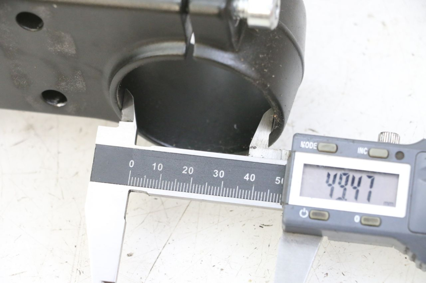 photo de GABELBRÃœCKE SMALL MX THUNDER 250 - Zoom auf Gebrauchszustand