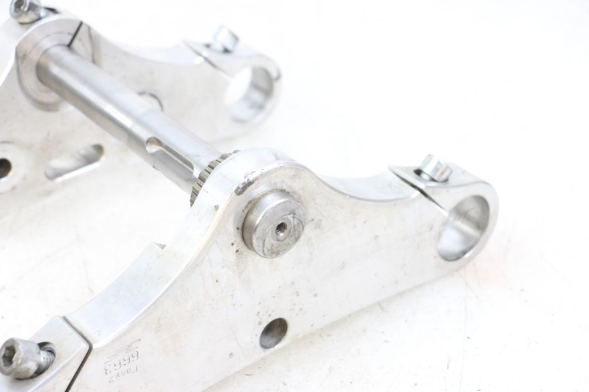 photo de GABELBRÃœCKE HARLEY DAVIDSON SPORTSTER XL CUSTOM 1200 (2003 - 2004) - Charakteristische Merkmale