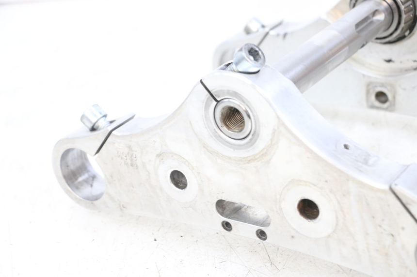 photo de GABELBRÃœCKE HARLEY DAVIDSON SPORTSTER XL CUSTOM 1200 (2003 - 2004) - Detaillierte Sichtprüfung