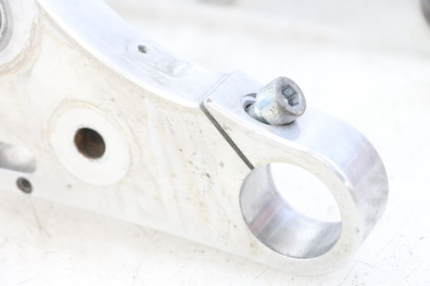 photo de GABELBRÃœCKE HARLEY DAVIDSON SPORTSTER XL CUSTOM 1200 (2003 - 2004) - Fokus auf die Struktur