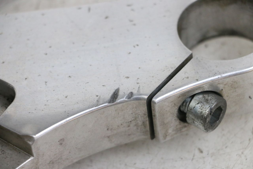 photo de GABELBRÃœCKE HARLEY DAVIDSON SPORTSTER XL CUSTOM 1200 (2003 - 2004) - Geprüftes Gebrauchtteil