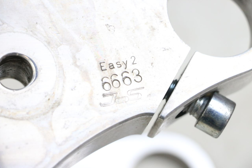 photo de GABELBRÃœCKE HARLEY DAVIDSON SPORTSTER XL CUSTOM 1200 (2003 - 2004) - Kennzeichnungen und Originalreferenzen