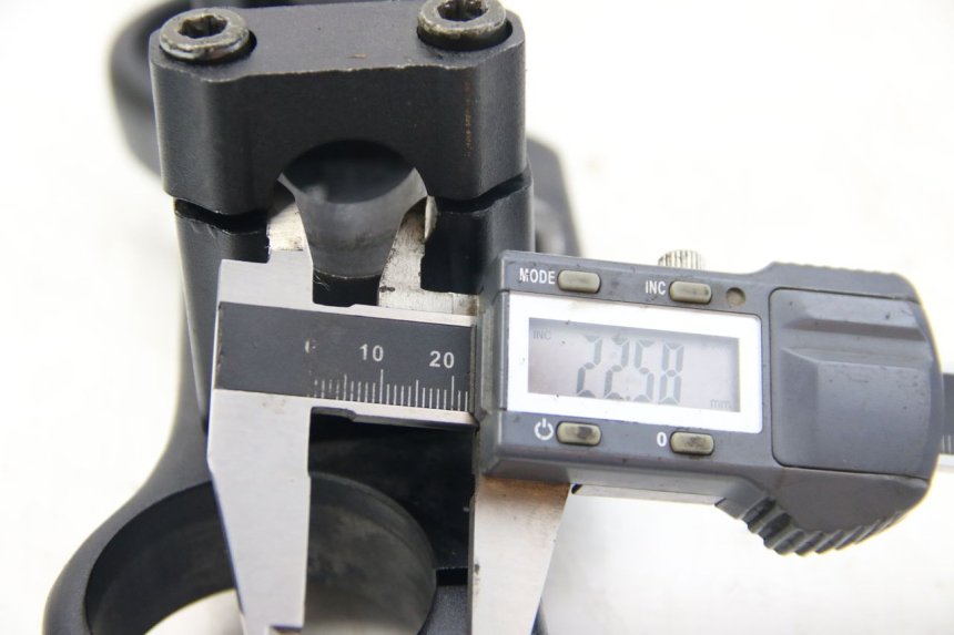 photo de OBERE GABELBRüCKE ORION AGB37 CRF1 DIRT BIKE 125 (2013 - 2021) - Alternative Perspektive