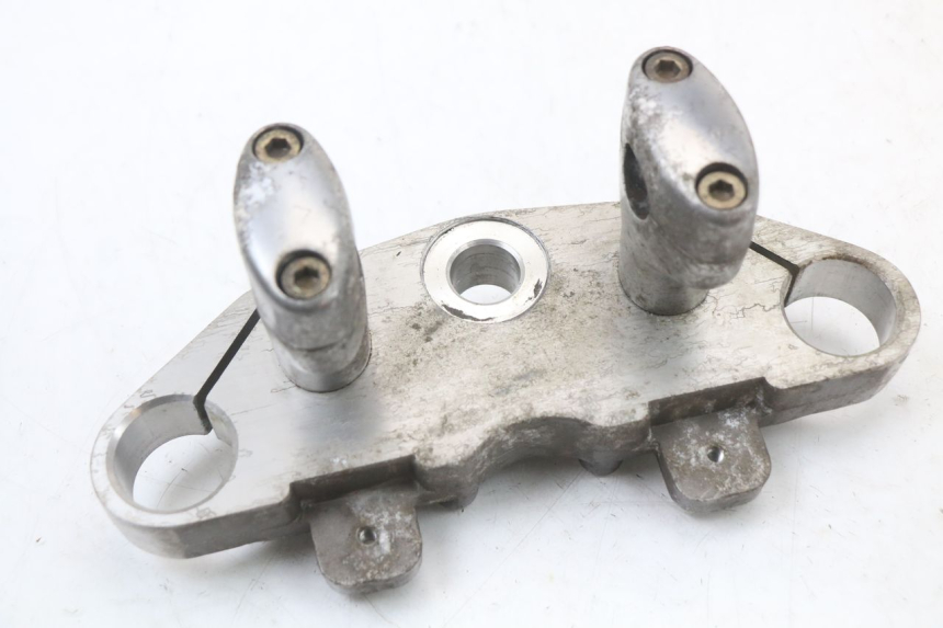 photo de GABELBRÃœCKE OBEN HYOSUNG GV AQUILA 125 (2000 - 2009) - Hauptansicht