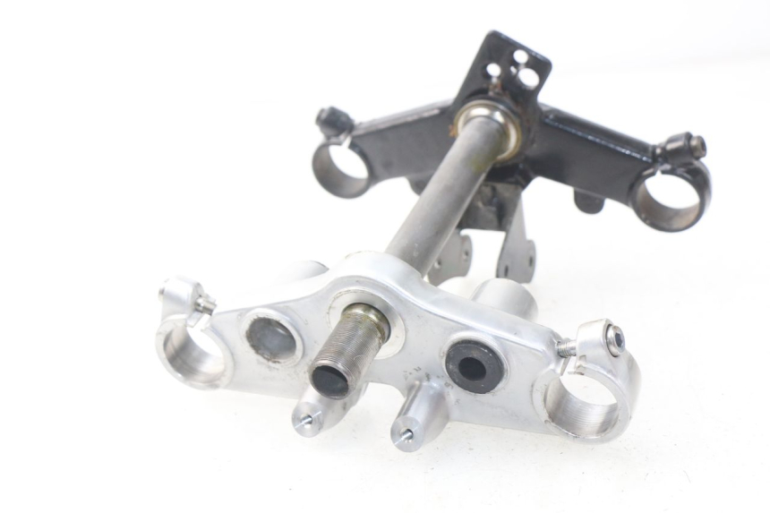 photo de OBERE GABELBRüCKE HONDA CA REBEL 125 (1995 - 2001) - Oberflächenzustand und Material