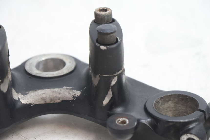 photo de GABELBRÃœCKE OBEN HONDA CB TWO FIFTY 250 (1991 - 2002) - Oberflächenzustand und Material