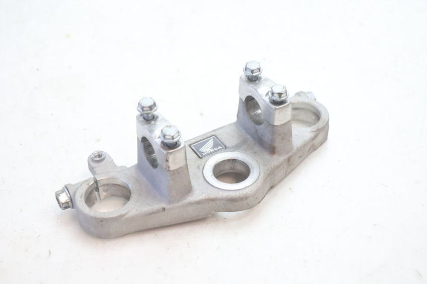 photo de GABELBRÃœCKE OBEN HONDA CRF CR-F 125 (2020 - 2021) - Detailansicht des Bauteils