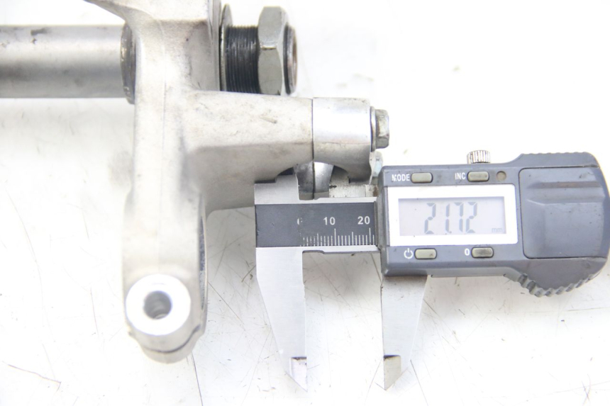 photo de OBERE GABELBRüCKE HONDA CRF CR-F 100 (2004 - 2013) - Zoom auf Gebrauchszustand