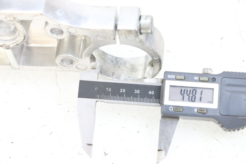 photo de GABELBRÃœCKE OBEN CCR DIRT BIKE 125 - Detailansicht des Bauteils