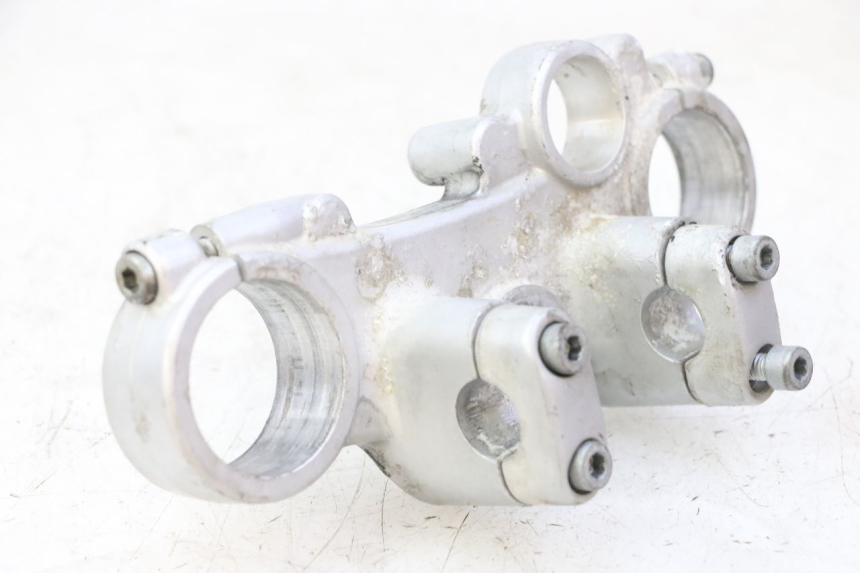 photo de GABELBRÃœCKE OBEN APRILIA ETX 125 (1998 - 2002) - Detailansicht des Bauteils