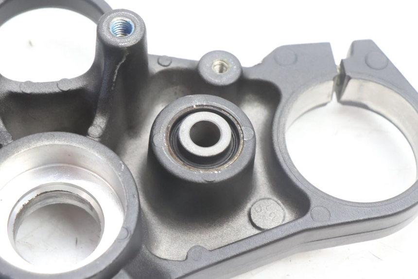 photo de GABELBRÃœCKE OBEN YAMAHA FZ8 800 (2010 - 2016) - Oberflächenzustand und Material
