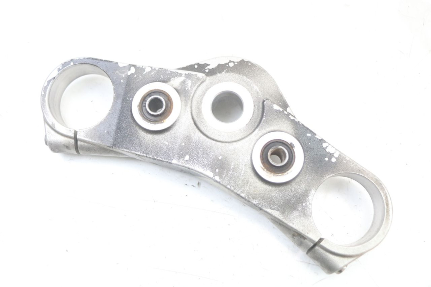 photo de GABELBRÃœCKE OBEN SUZUKI GSR 750 (2011 - 2017) - Detailansicht des Bauteils