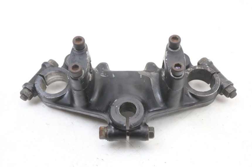 photo de GABELBRÃœCKE OBEN SUZUKI GSX E 250 (1982 - 1983) - Hauptansicht