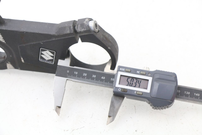 photo de GABELBRÃœCKE OBEN SUZUKI GSX-R GSXR K16 1000 (2012 - 2016) - Details der Befestigungspunkte