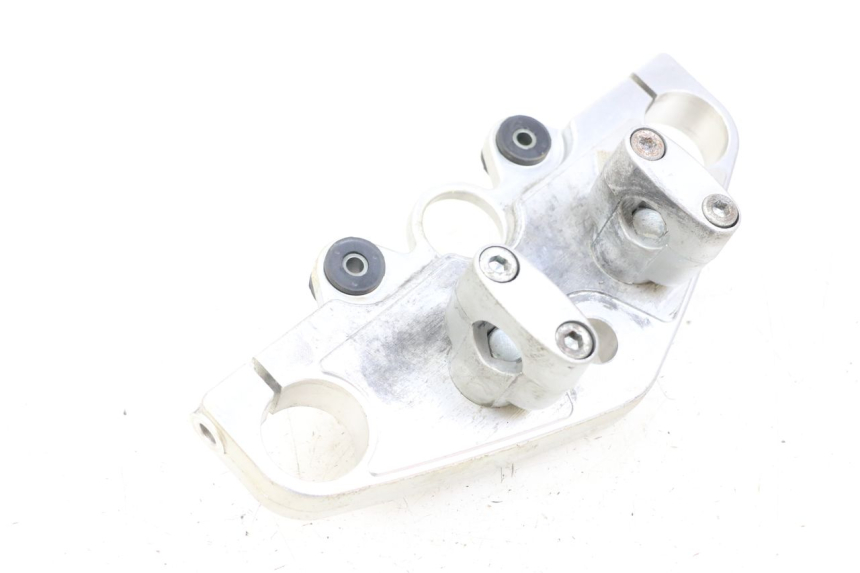 photo de GABELBRÃœCKE OBEN SUZUKI GZ MARAUDER 125 (1998 - 2004) - Gesamtansicht des Produkts