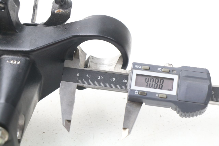 photo de GABELBRÃœCKE OBEN HONDA INTEGRA NC D 750 (2016 - 2018) - Detailansicht des Bauteils