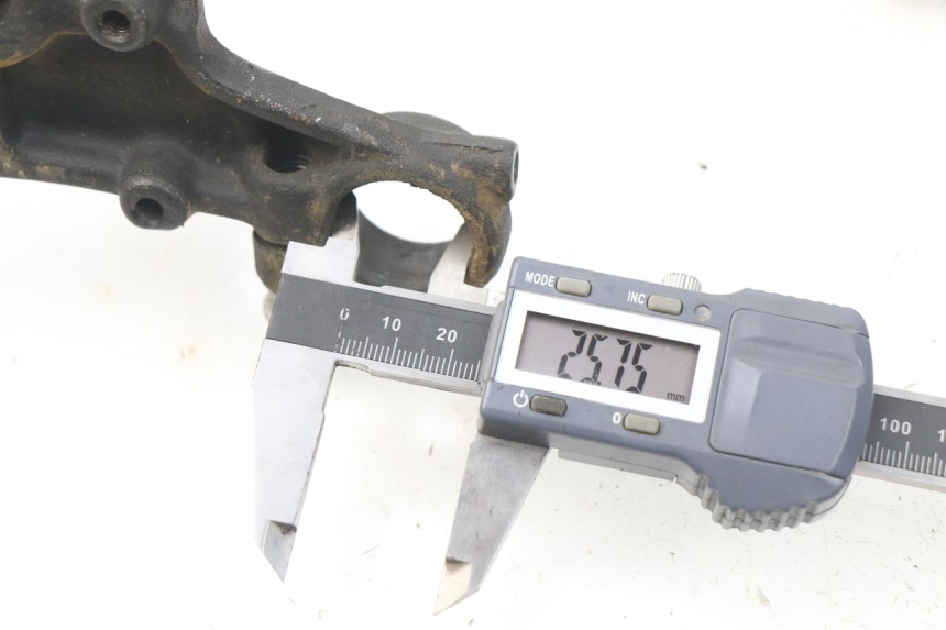 photo de GABELBRÃœCKE OBEN SUZUKI JR 80 (2001 - 2006) - Alternative Perspektive