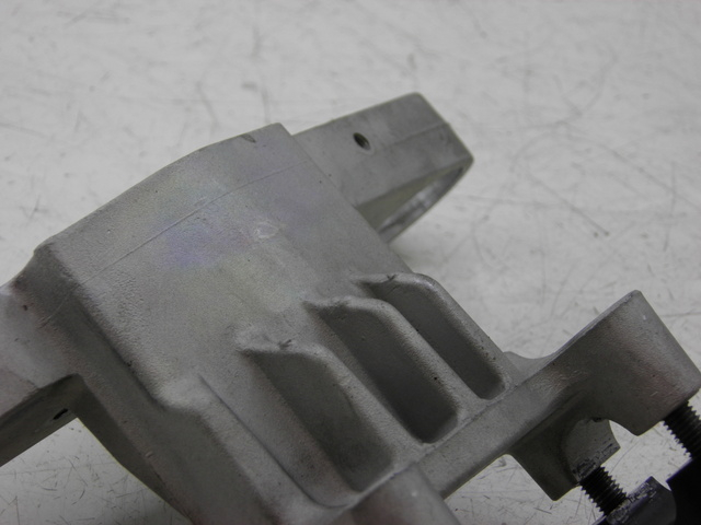 photo de GABELBRÃœCKE OBEN KYMCO XCITING RI ABS 500 (2010) - Technische Nahaufnahme