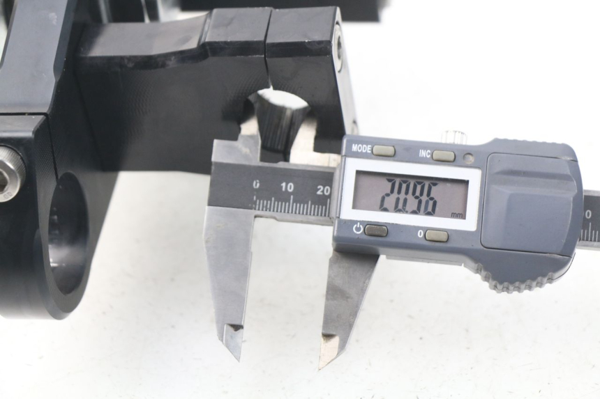 photo de GABELBRÃœCKE OBEN YCF LITE F 125 - Zoom auf Gebrauchszustand