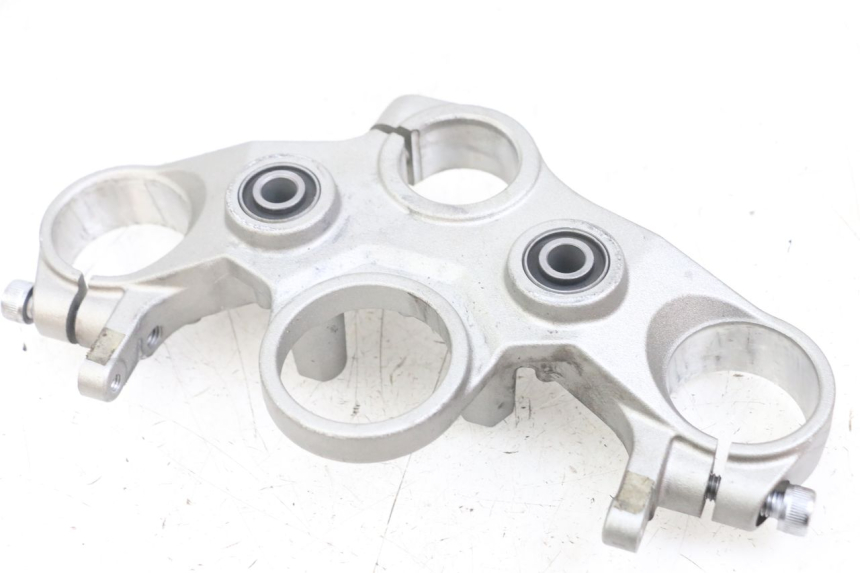 photo de OBERE GABELBRüCKE YAMAHA MT-07 MT07 ABS 700 (2014 - 2017) - Details der Befestigungspunkte