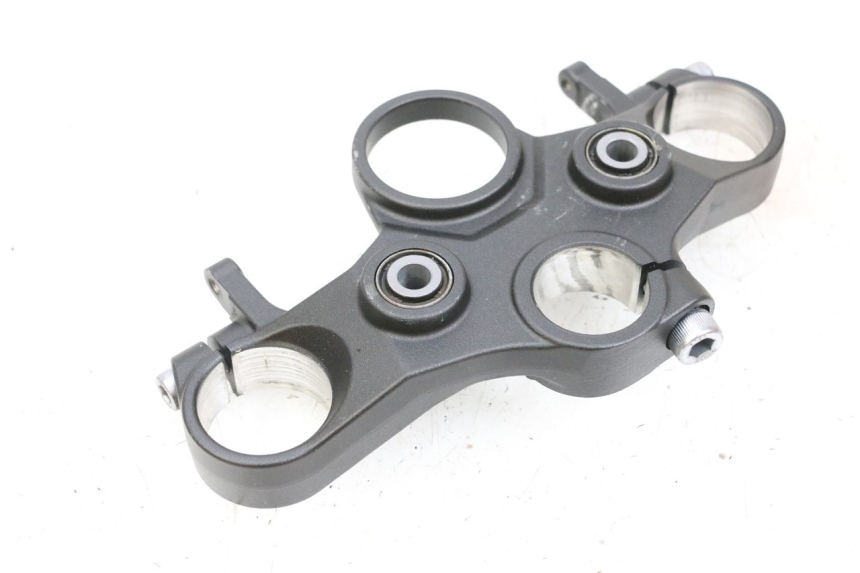 photo de GABELBRÃœCKE OBEN YAMAHA MT-07 MT07 ABS 700 (2018 - 2020) - Details der Befestigungspunkte