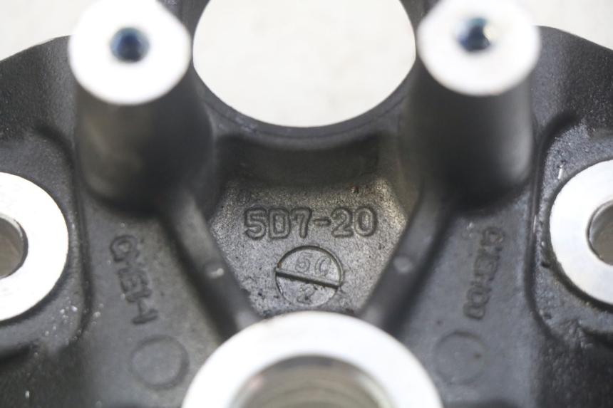 photo de OBERE GABELBRüCKE YAMAHA MT ABS 125 (2014 - 2018) - Alternative Perspektive