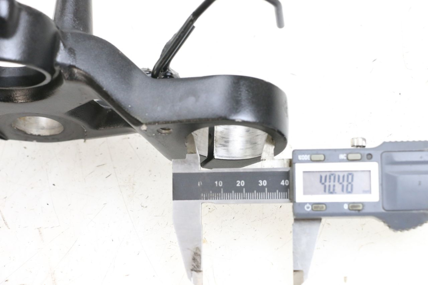 photo de GABELBRÃœCKE OBEN KAWASAKI NINJA 400 (2018 - 2023) - Detailansicht des Bauteils