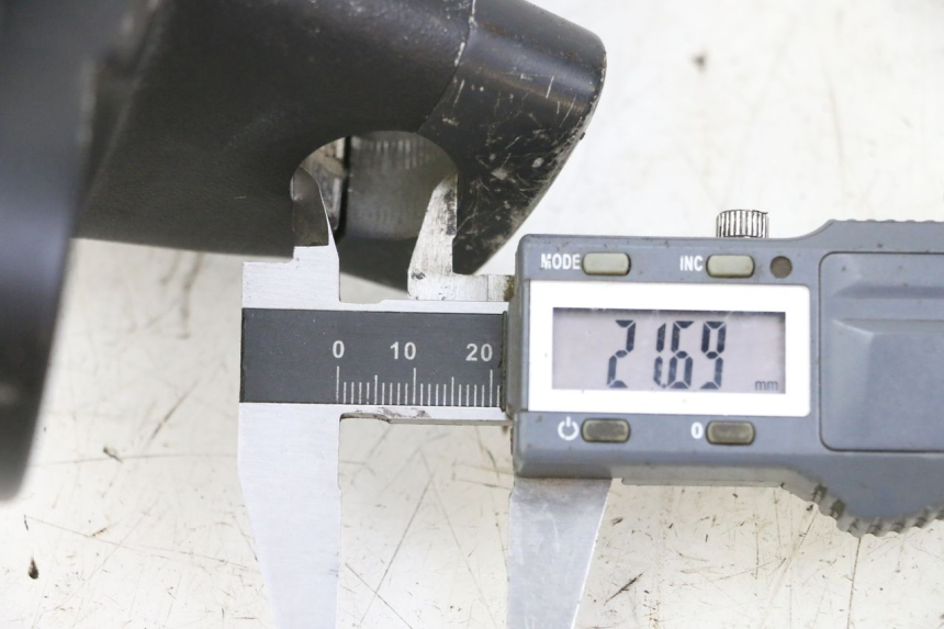 photo de GABELBRÃœCKE OBEN HONDA NTV DEAUVILLE 650 (2001 - 2006) - Zoom auf Gebrauchszustand