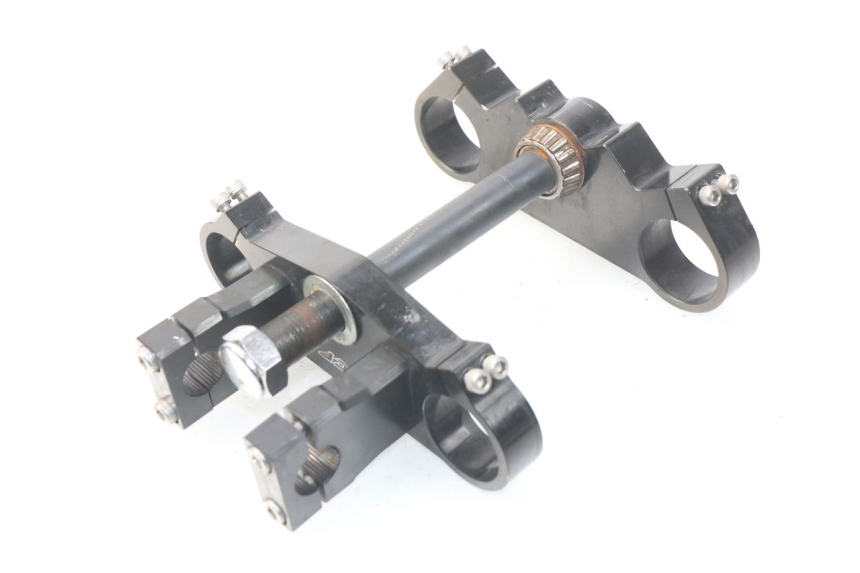 photo de GABELBRÃœCKE OBEN YCF R-START 125 - Details der Befestigungspunkte