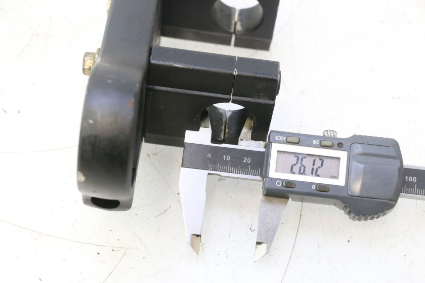 photo de GABELBRÃœCKE OBEN APOLLO RFZ 140 - Detailansicht des Bauteils