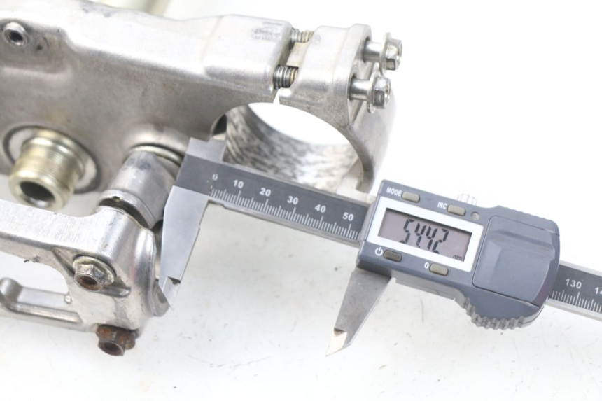 photo de GABELBRÃœCKE OBEN SUZUKI RMZ RM-Z 450 (2008 - 2011) - Detailansicht des Bauteils