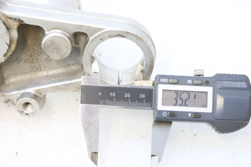 photo de GABELBRÃœCKE OBEN MZ RT 125 (2000 - 2008) - Gesamtansicht des Produkts