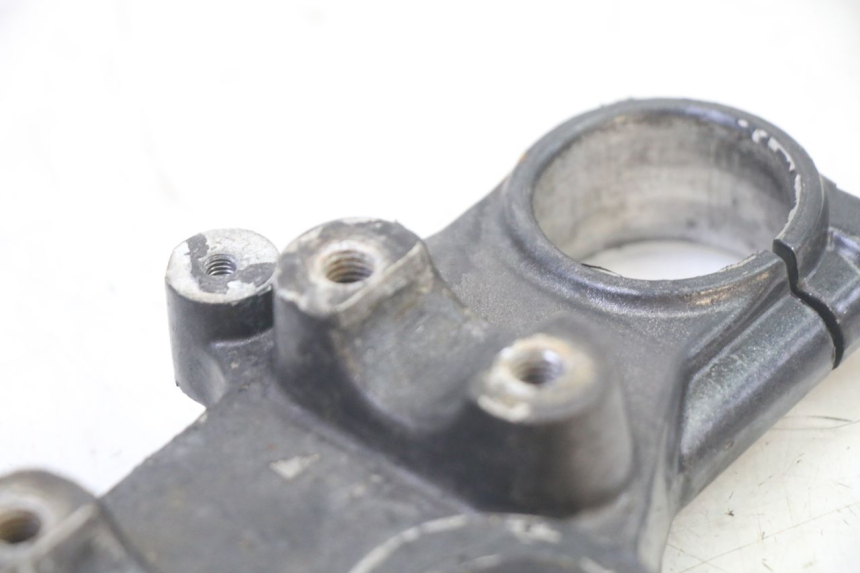 photo de GABELBRÃœCKE OBEN GILERA SMT SUPERMOTARD 50 (2009 - 2017) - Technische Nahaufnahme