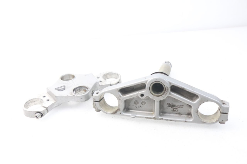 photo de GABELBRÃœCKE OBEN TRIUMPH SPRINT ST ABS 1050 (2005 - 2007) - Details der Befestigungspunkte