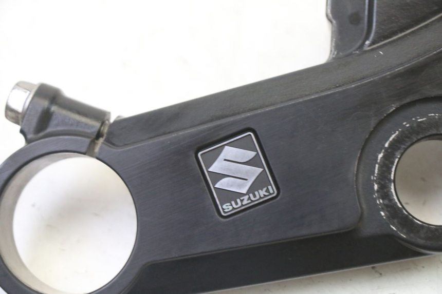 photo de GABELBRÃœCKE OBEN SUZUKI SV S 650 (2003 - 2009) - Detailansicht des Bauteils