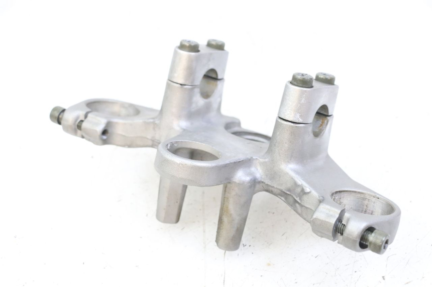 photo de GABELBRÃœCKE OBEN YAMAHA TDR DELTABOX 125 (1997 - 2003) - Details der Befestigungspunkte